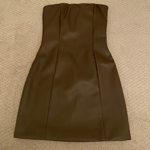 Cher Dress - Picture 2 of 4